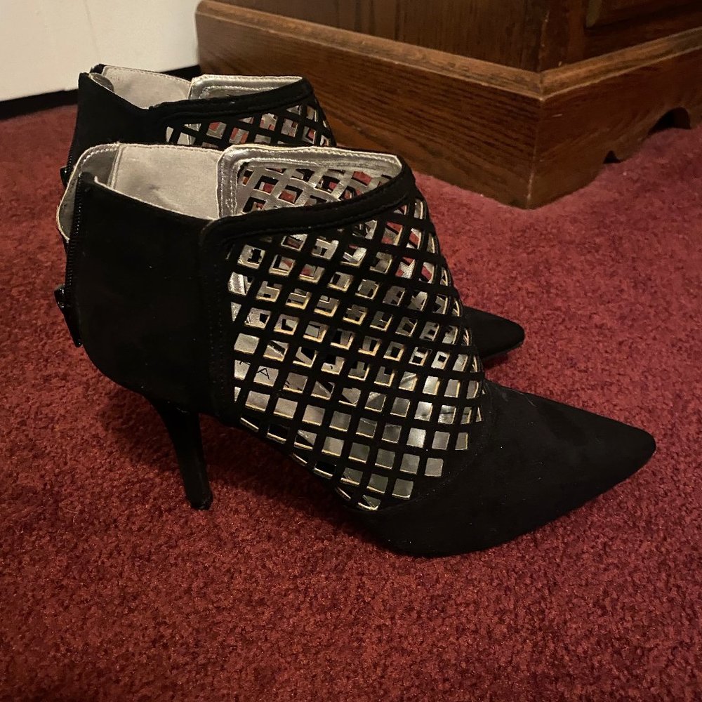 Rampage Laser Cut Out Shoes